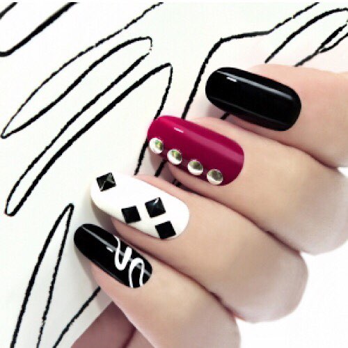 nails